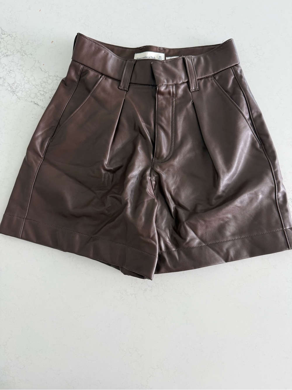 Abercrombie & Fitch Faux Leather High-Rise Shorts - Dark Brown